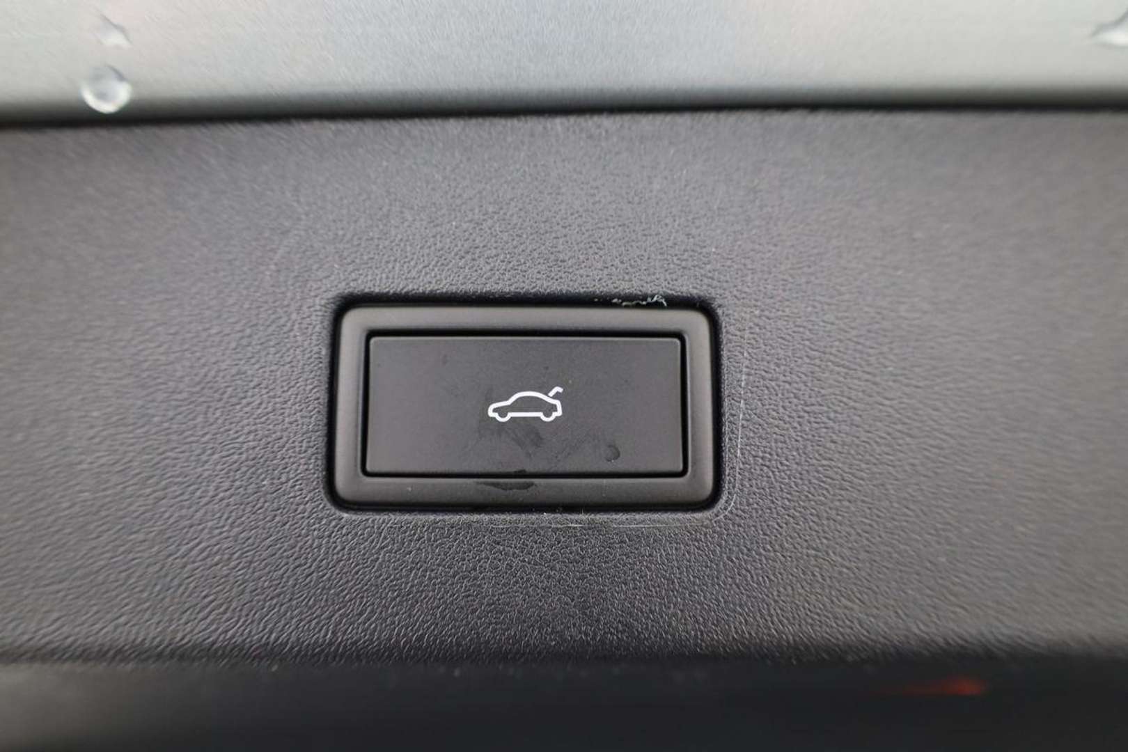 Volkswagen T-CROSS EHybrid R-Line - 2025 - Joinsteer - #13