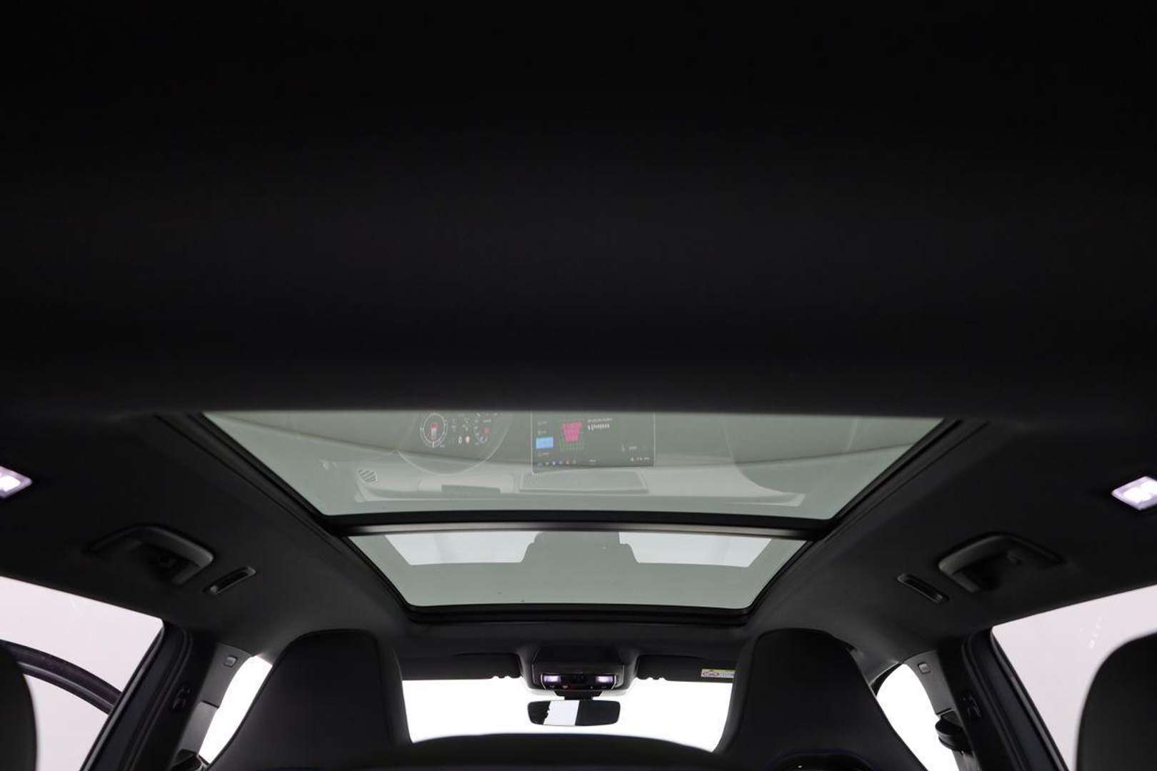 Volkswagen T-CROSS EHybrid R-Line - 2025 - Joinsteer - #14