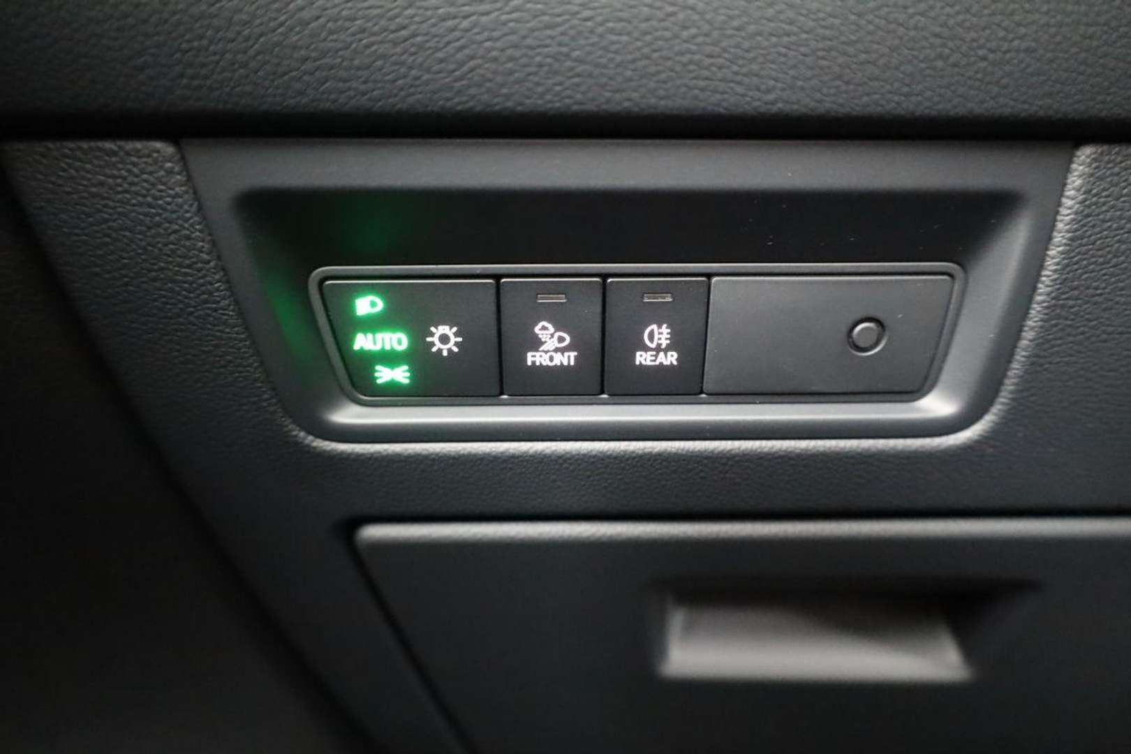 Volkswagen Touareg 4Motion R-Line - 2024 - Joinsteer - #9