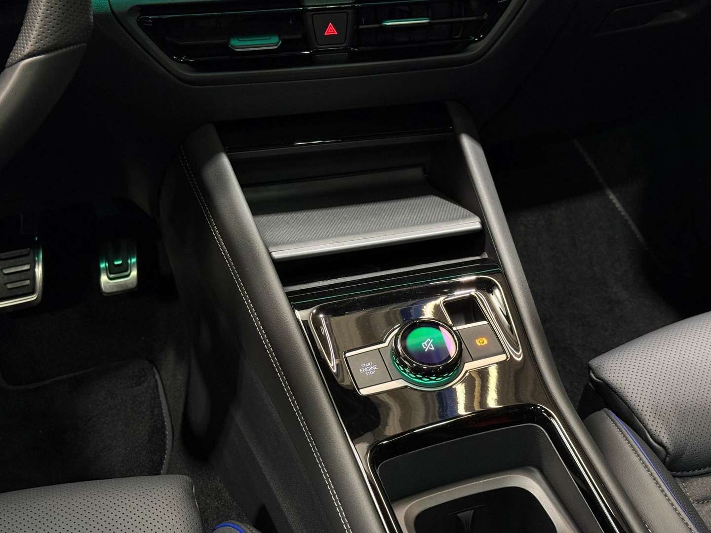 Volkswagen Tayron EHybrid R-Line - 2025 - Joinsteer - #11