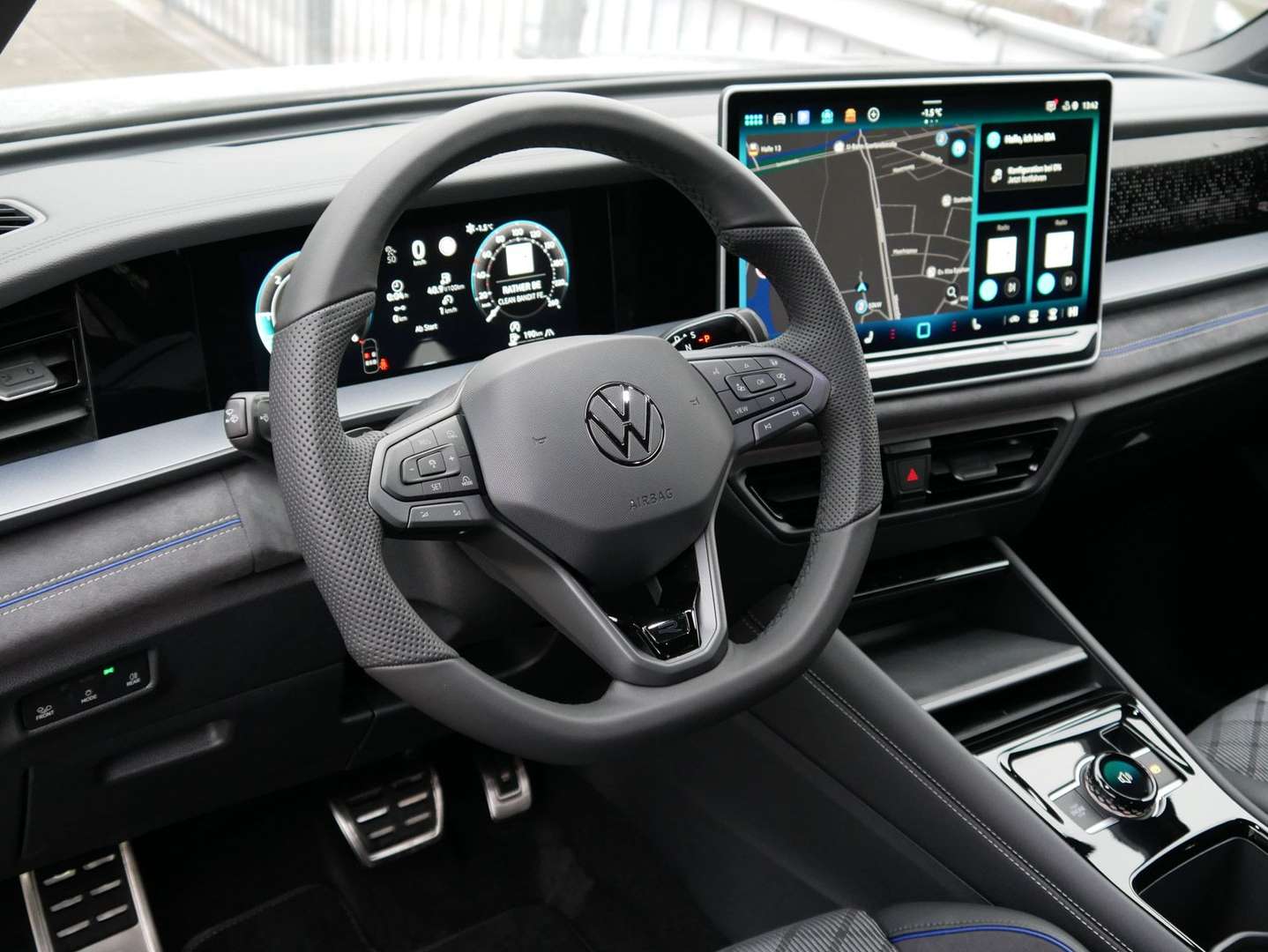 Volkswagen T-CROSS R-Line - 2026 - Joinsteer - #13