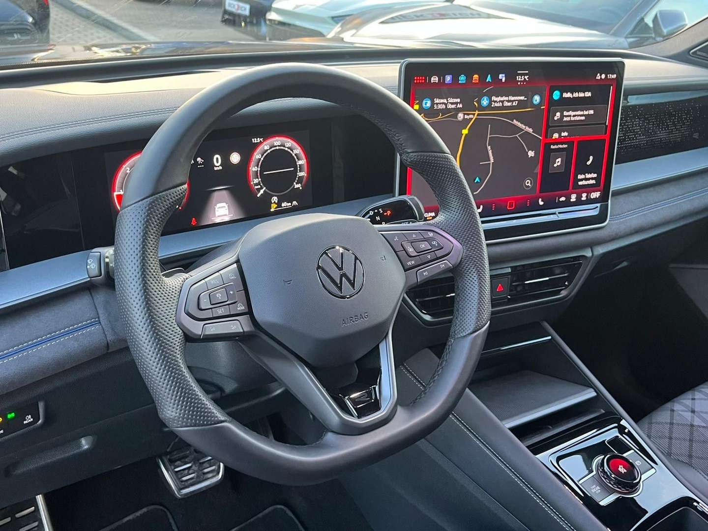 Volkswagen T-CROSS TDI 4Motion R-Line - 2025 - Joinsteer - #12