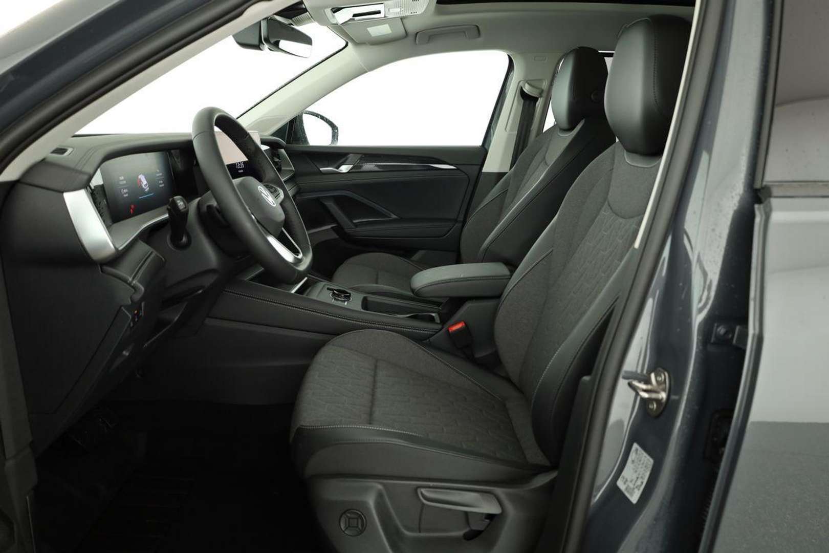 Volkswagen T-CROSS EHybrid Life - 2026 - Joinsteer - #9