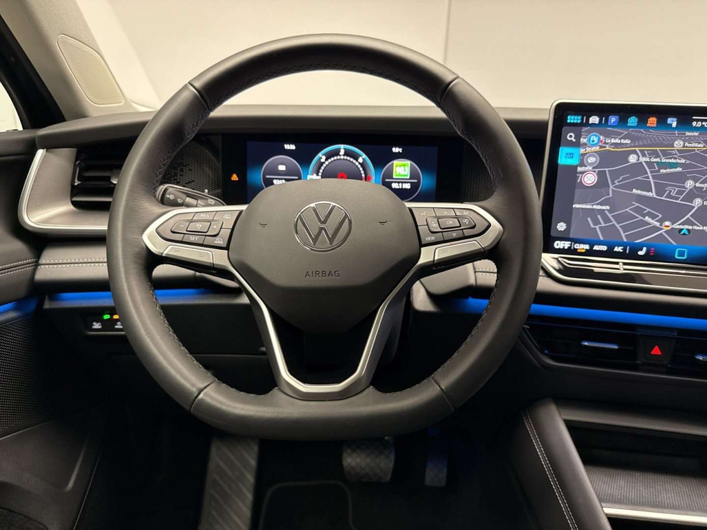 Volkswagen T-CROSS TDI 4Motion Life - 2025 - Joinsteer - #9