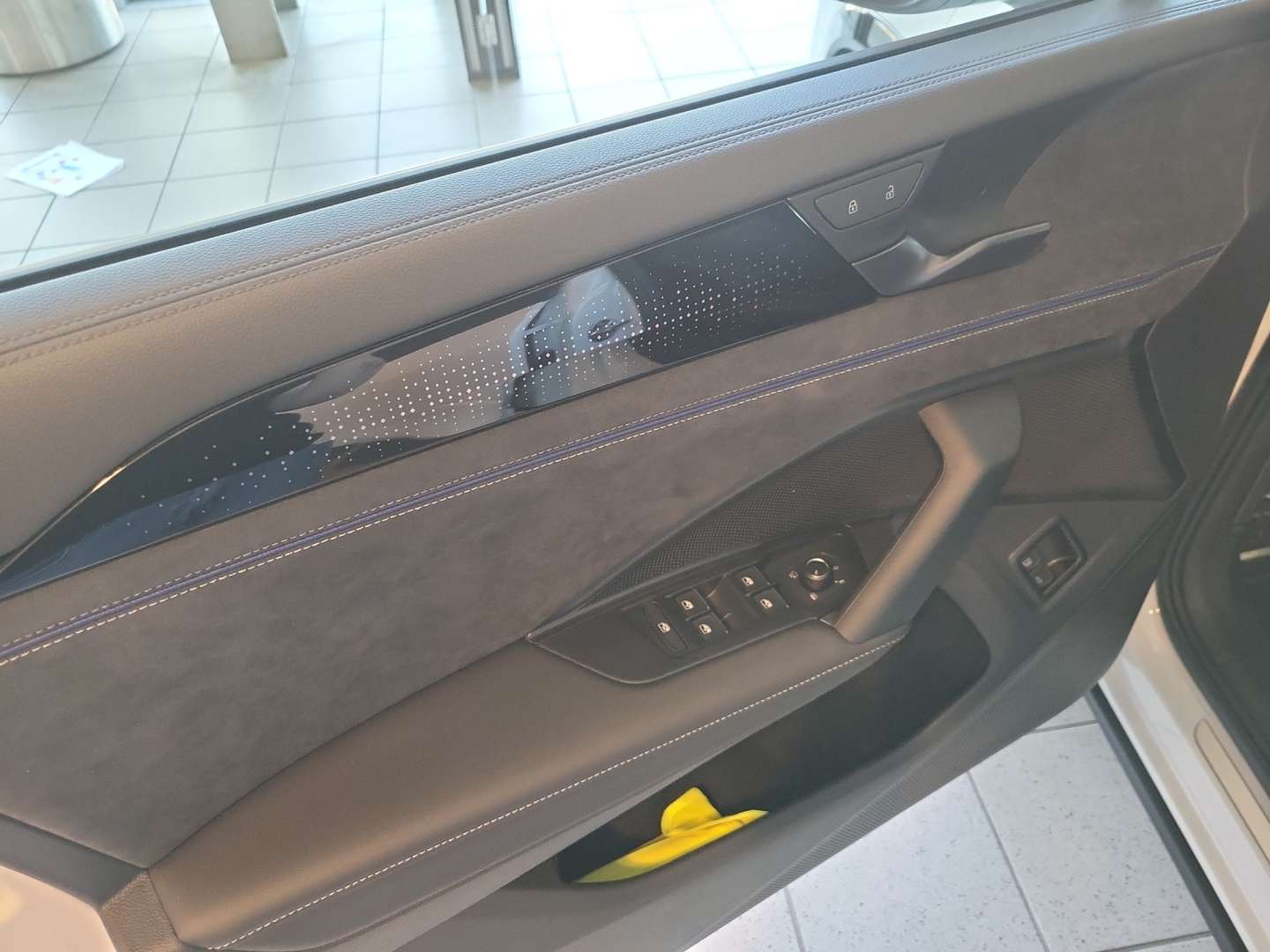 Volkswagen Tayron EHybrid R-Line - 2025 - Joinsteer - #6