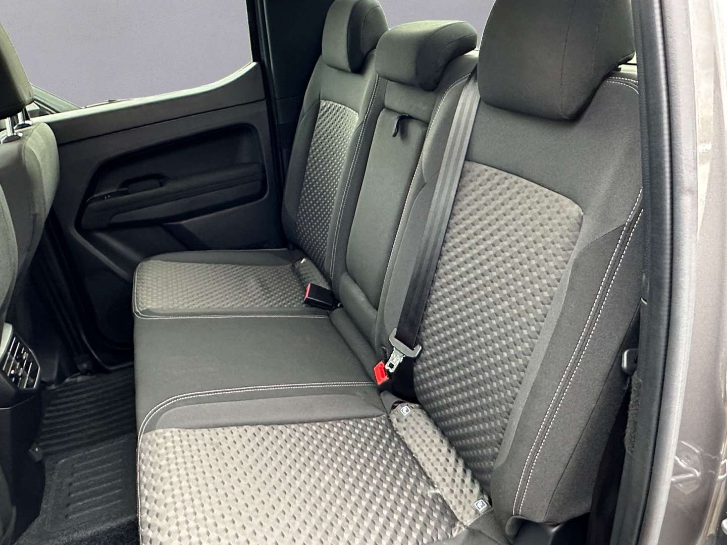 Volkswagen Amarok 4Motion Life - 2024 - Joinsteer - #13