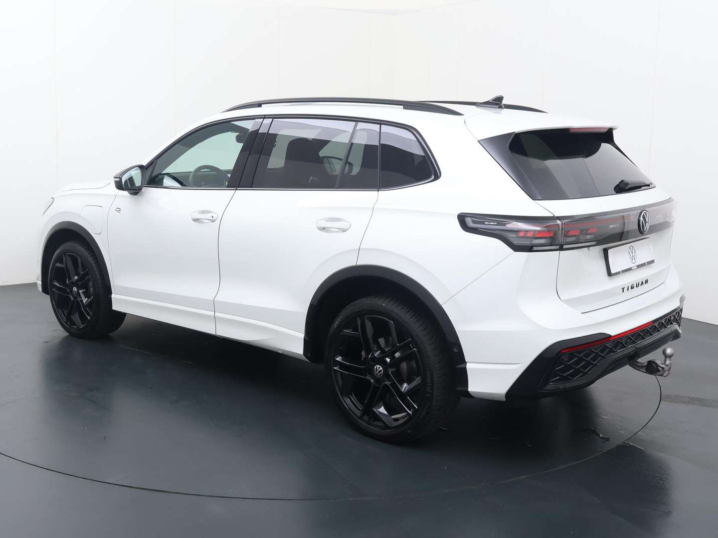 Volkswagen TIGUAN EHybrid R-Line - 2024 - Joinsteer - #3