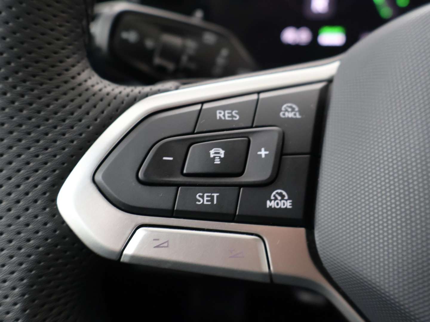 Volkswagen TIGUAN EHybrid R-Line - 2024 - Joinsteer - #7