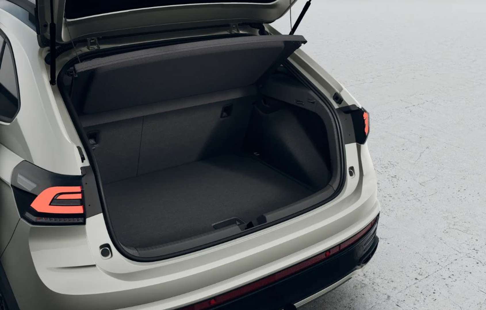 Volkswagen Taigo R-Line - 2026 - Joinsteer - #7