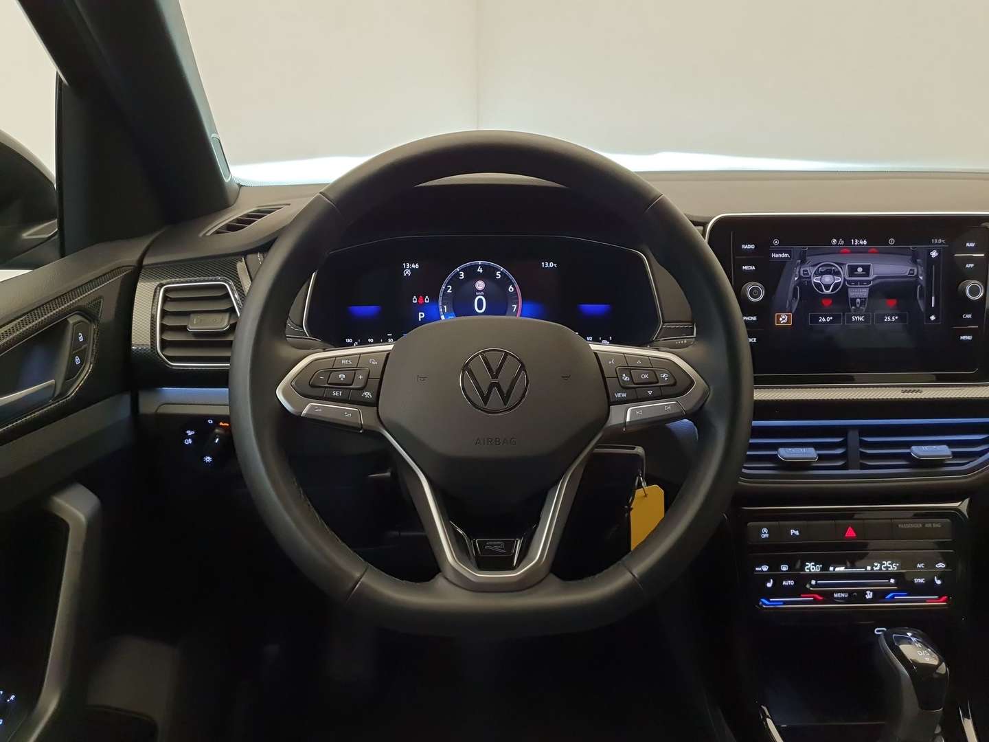 Volkswagen T-CROSS R-Line - 2025 - Joinsteer - #14