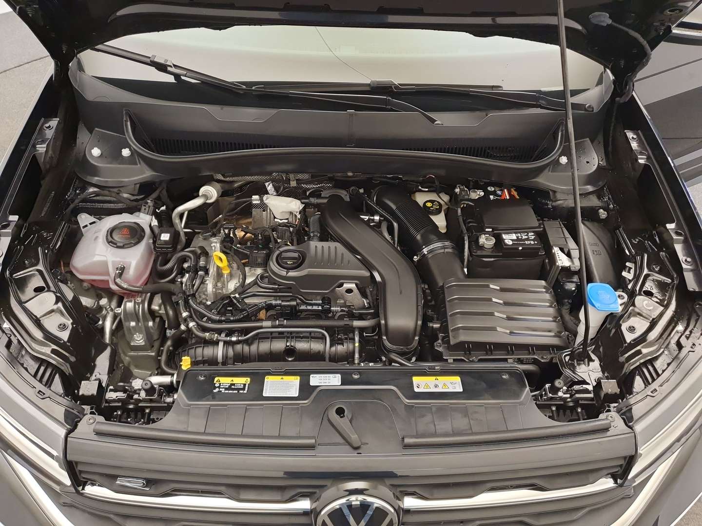 Volkswagen T-CROSS R-Line - 2025 - Joinsteer - #27