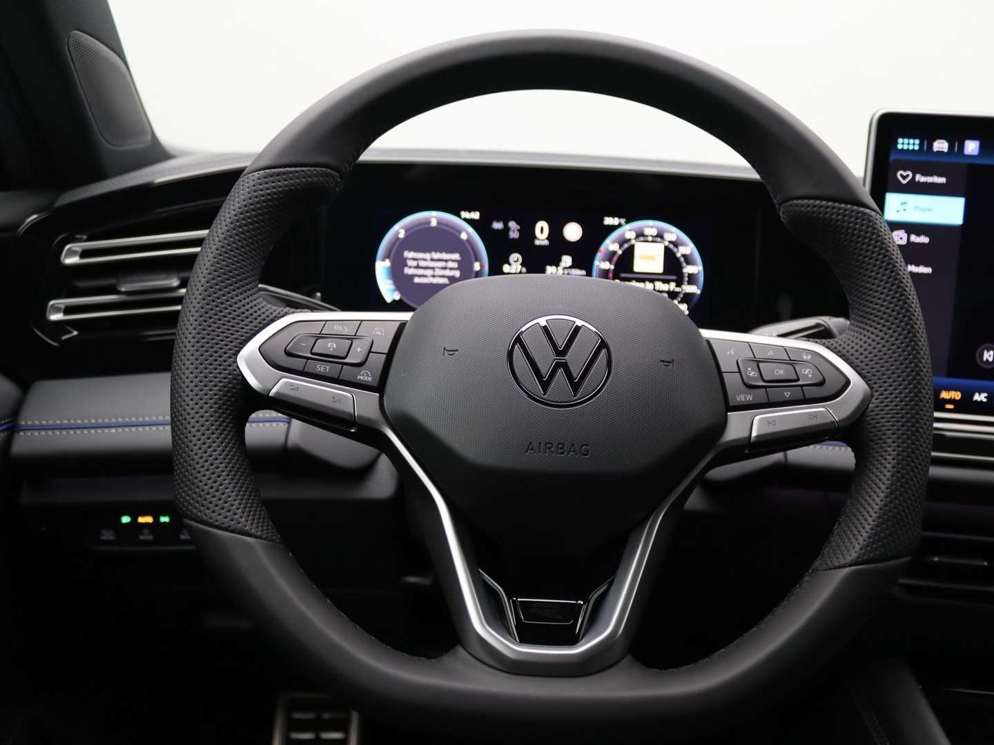 Volkswagen TIGUAN TDI 4Motion R-Line - 2026 - Joinsteer - #13