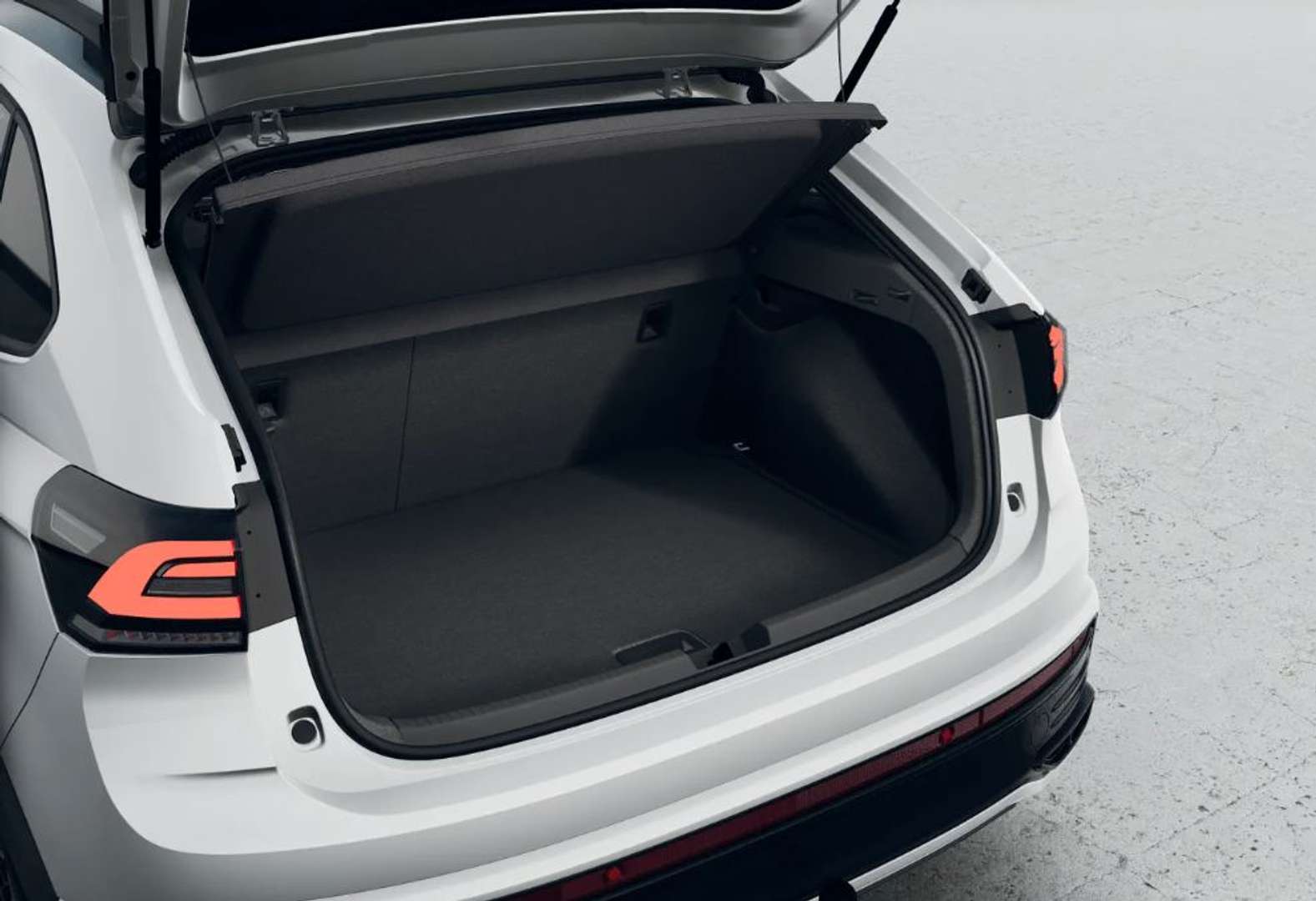 Volkswagen Taigo R-Line - 2026 - Joinsteer - #7