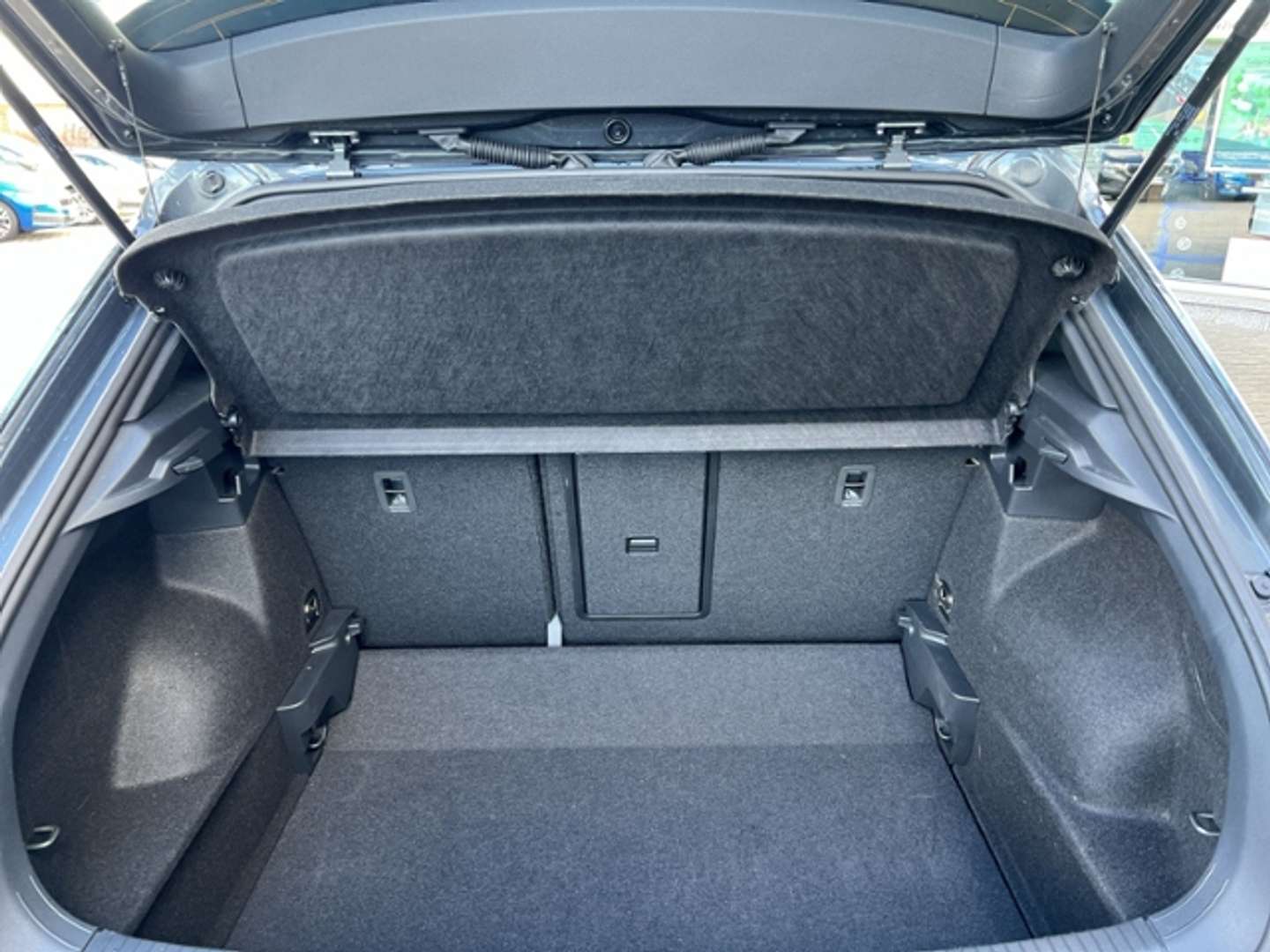 Volkswagen T-Roc TSI Goal - 2025 - Joinsteer - #9