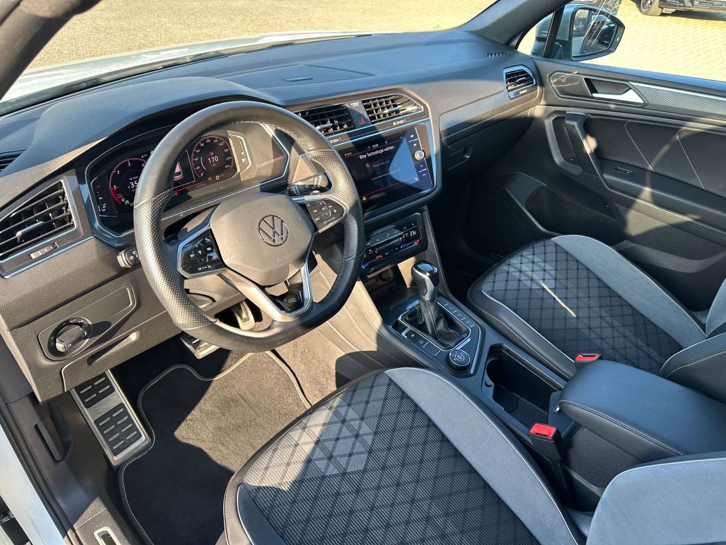 Volkswagen TIGUAN 4Motion R-Line - 2023 - Joinsteer - #12