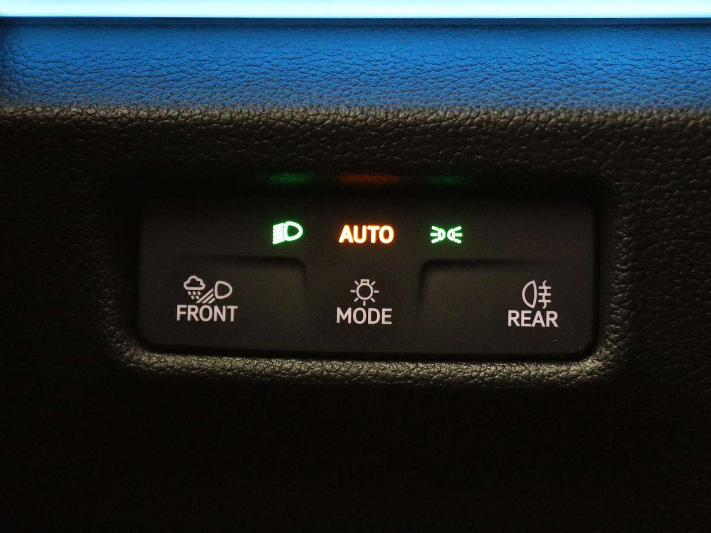 Volkswagen T-CROSS EHybrid Life Edition - 2025 - Joinsteer - #35