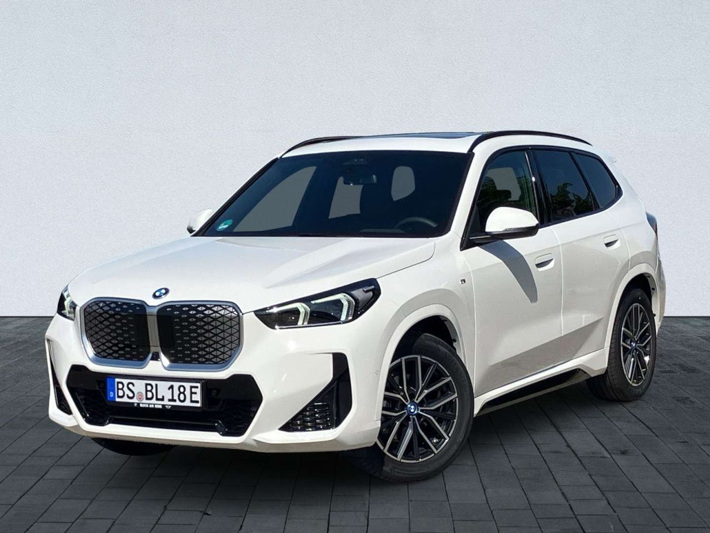 BMW IX1 EDrive20 M Sport - 2025 - Joinsteer - #1