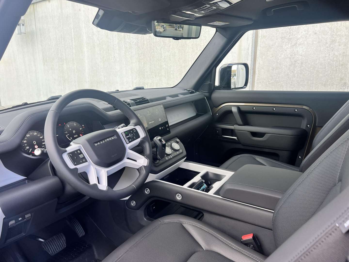 Land Rover Defender D200 S - 2025 - Joinsteer - #10