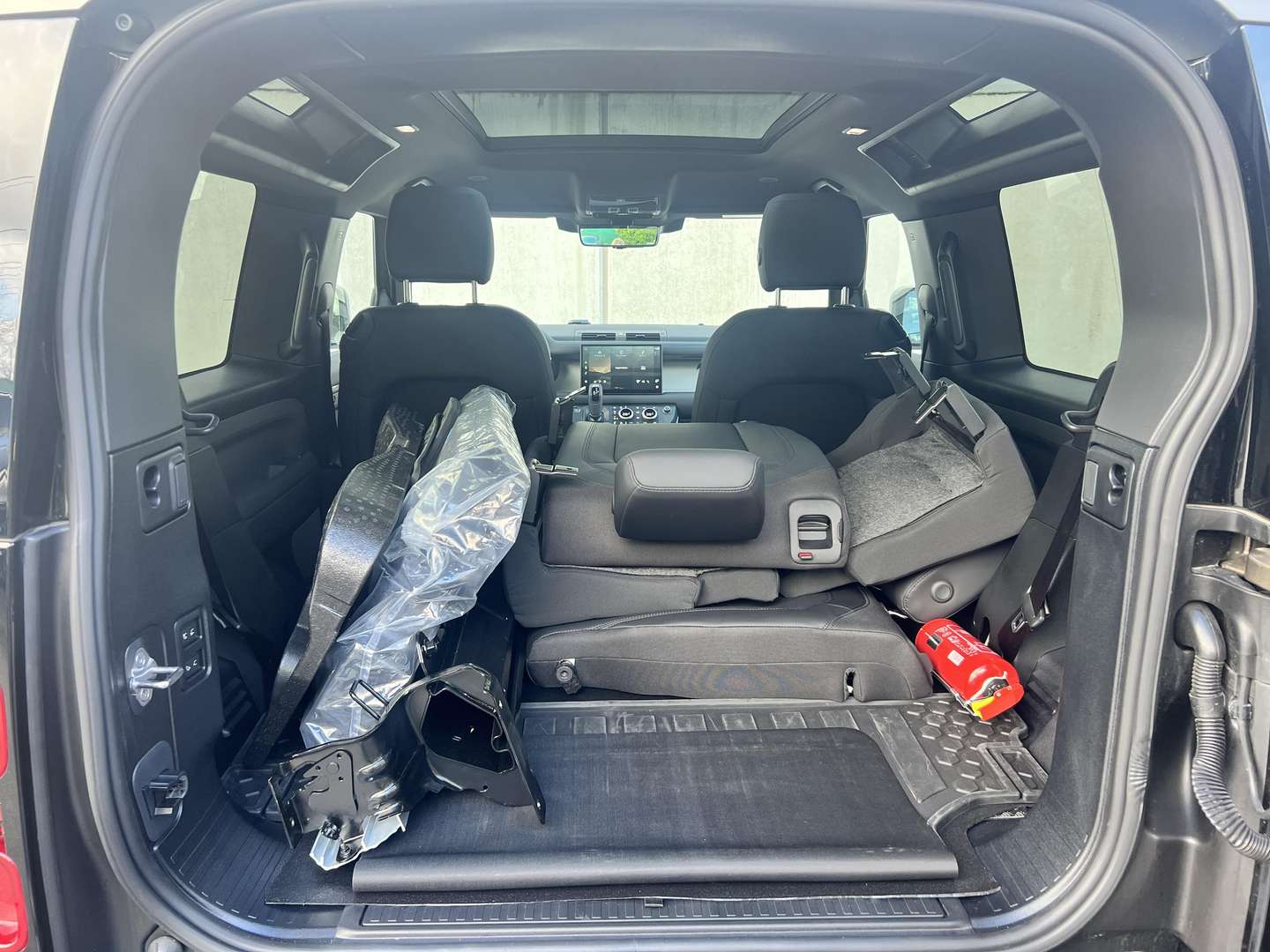 Land Rover Defender D200 S - 2025 - Joinsteer - #28