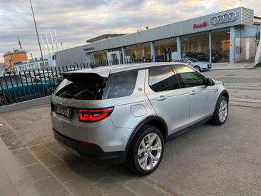 Land Rover Discovery Sport SE Awd 2.0d Td4 Mhev 163cv — photo 6
