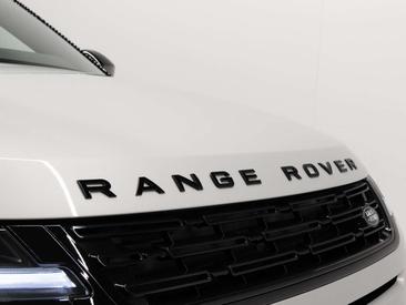 Land Rover Range Rover Evoque P270e PHEV AWD Dynamic SE — photo 11