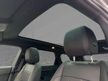 Land Rover Range Rover Evoque P300e R-Dynamic SE CAM SD — photo 12