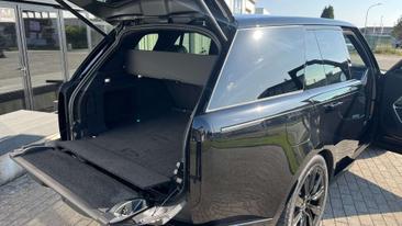 Land Rover Range Rover HSE P550E — photo 15