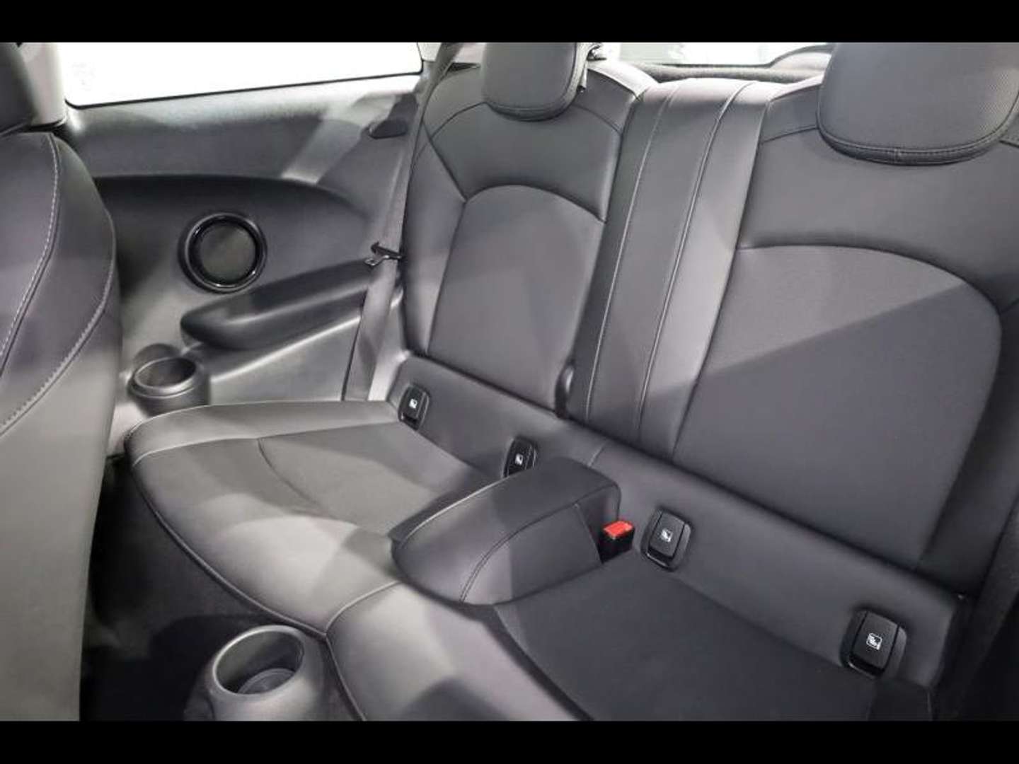 Mini Hatch 3 Portes Cooper - 2024 - Joinsteer - #10