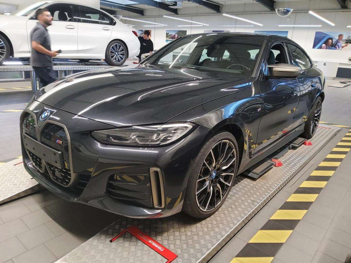 BMW I4 Gran Coupé M50 ALL-BLACK - 2022 - Joinsteer - #1