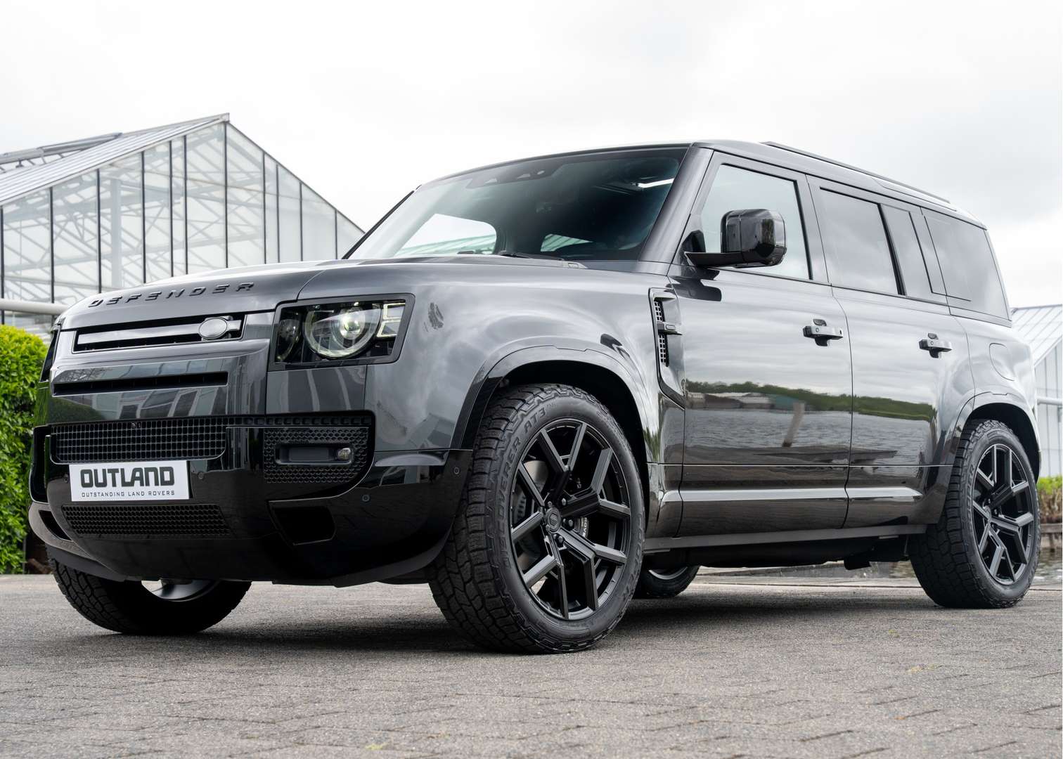 Land Rover Defender 110 P300e X-Dynamic HSE - 2025 - Joinsteer - #1