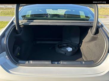 Mercedes EQE 300 PREMIUM — photo 11