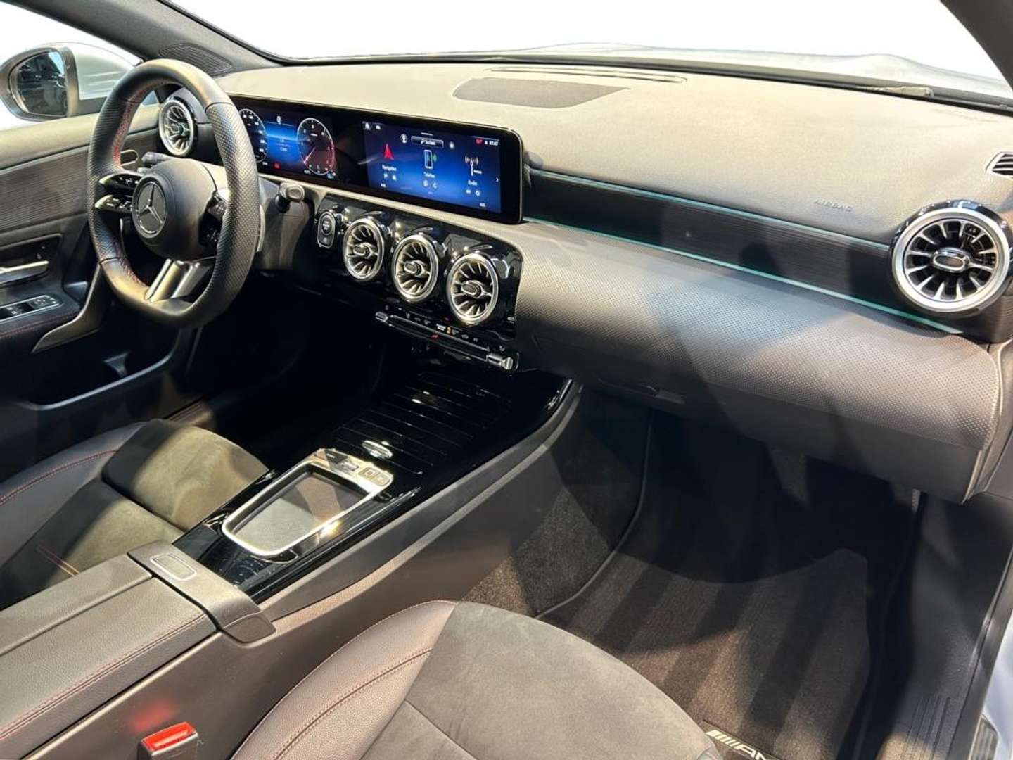 Mercedes Classe A 220 AMG LINE - 2024 - Joinsteer - #3