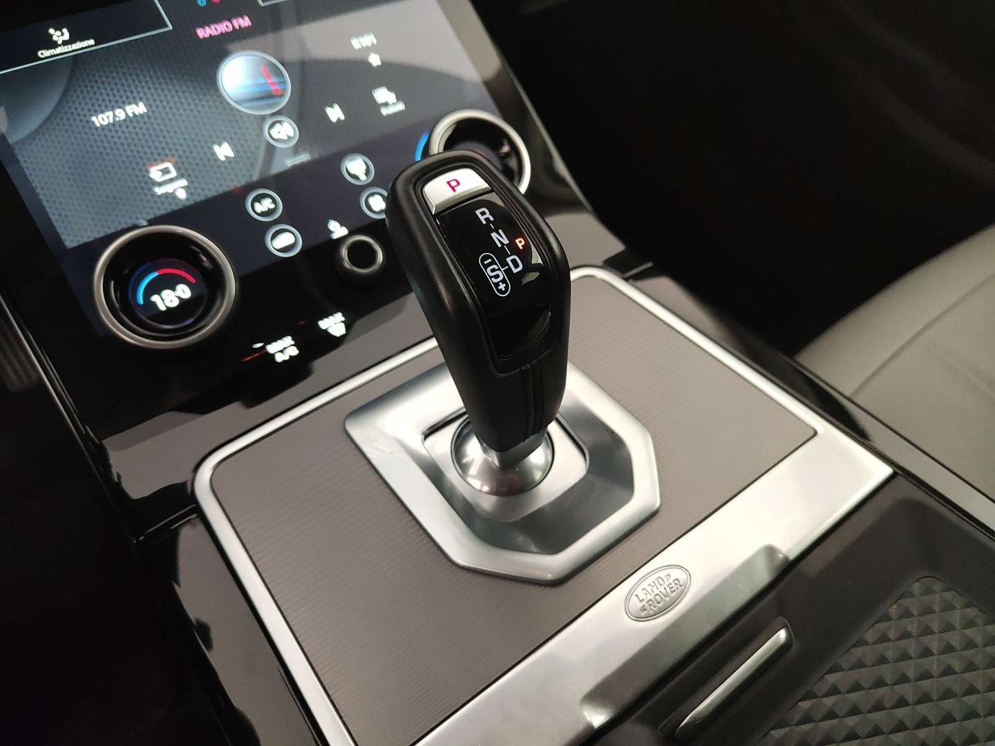 Land Rover Range Rover Evoque S 2.0d MHEV AWD - 2019 - Joinsteer - #25
