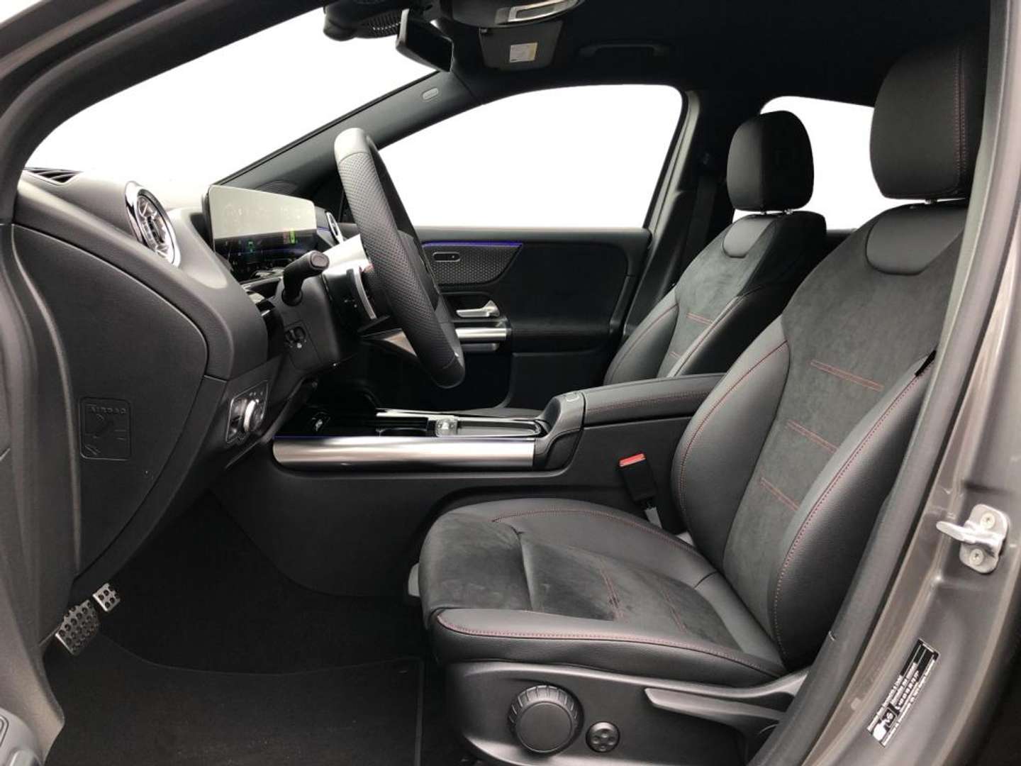 Mercedes GLA 180 AMG Line - 2025 - Joinsteer - #5