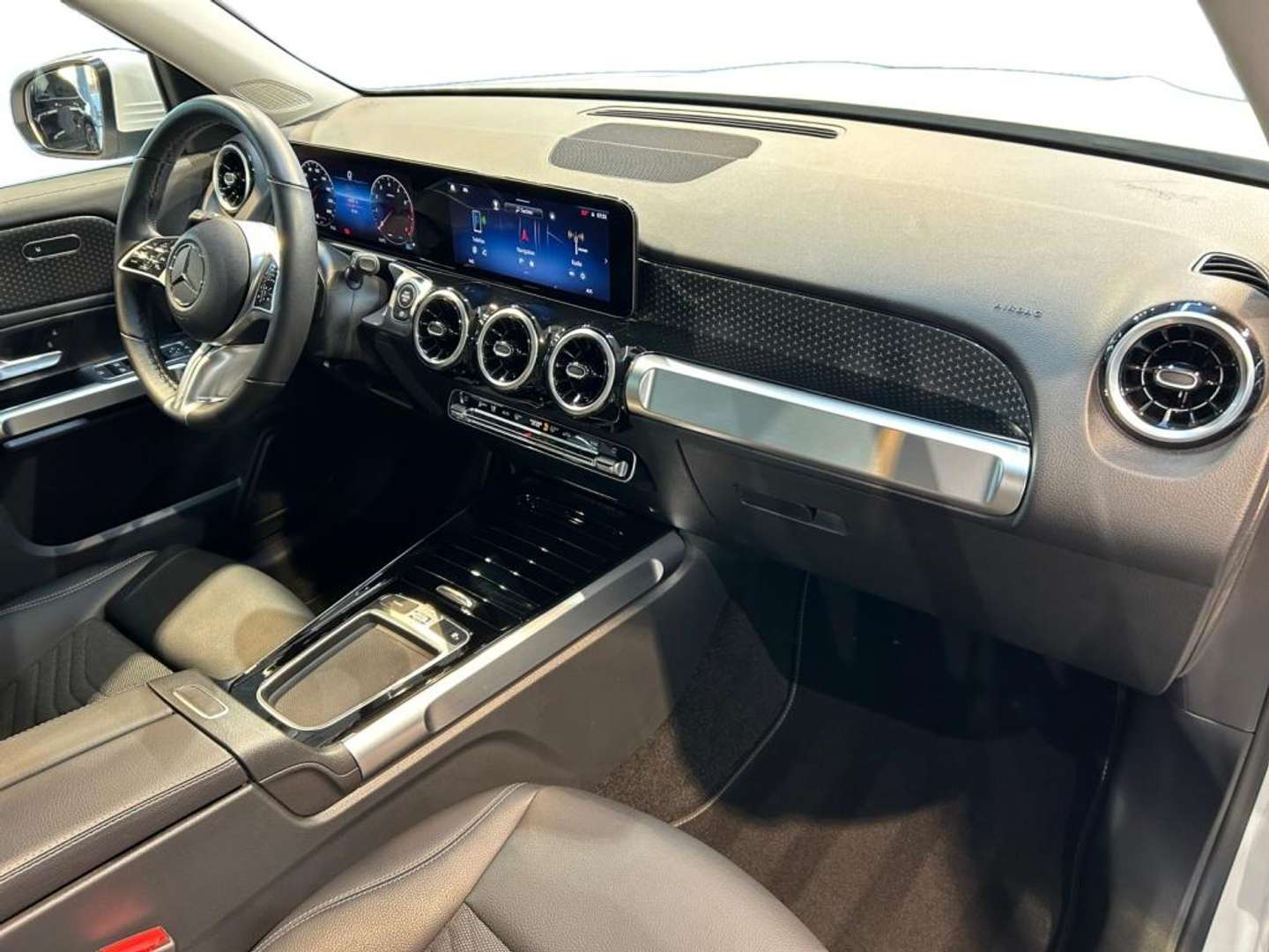 Mercedes GLB 250 250 Progressive - 2025 - Joinsteer - #3