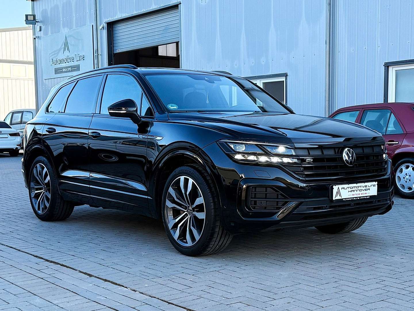 Volkswagen Touareg R-Line - 2023 - Joinsteer - #1