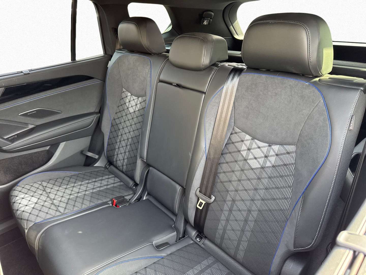 Volkswagen Tayron 4Motion R-Line - 2025 - Joinsteer - #9