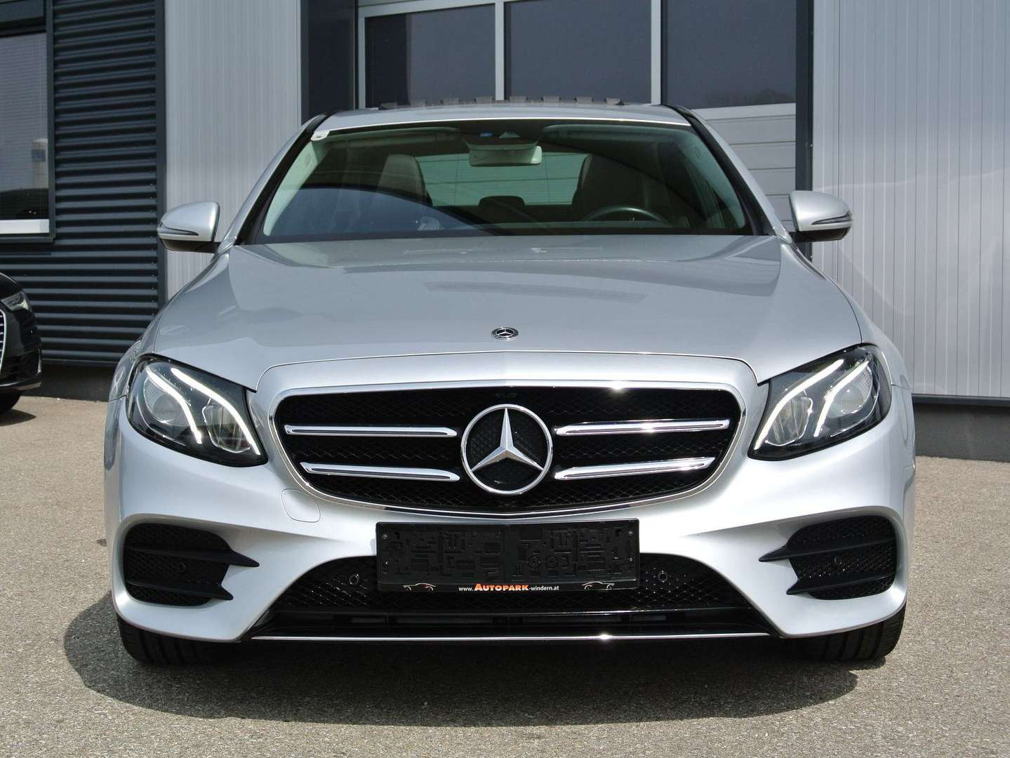 Mercedes Classe E 200 AMG Line - 2019 - Joinsteer - #3