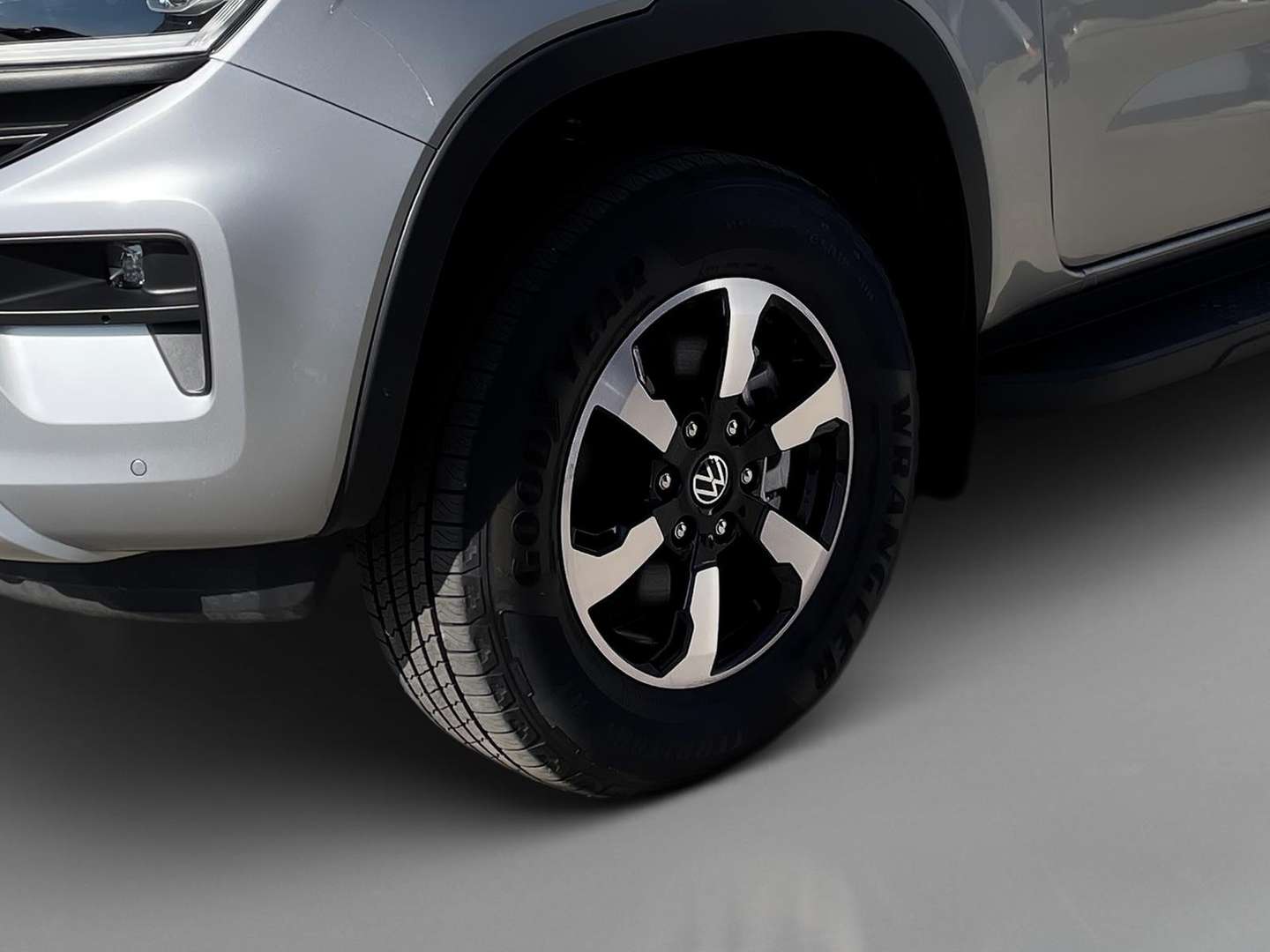Volkswagen Amarok TDI Life - 2025 - Joinsteer - #9