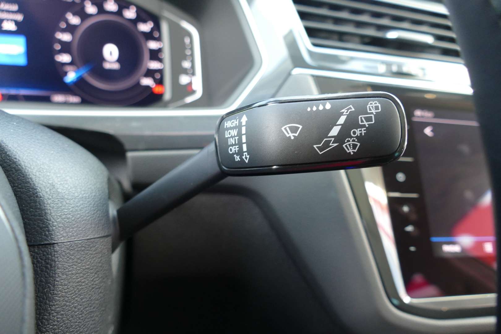 Volkswagen TIGUAN TDI 4Motion Elegance - 2021 - Joinsteer - #12