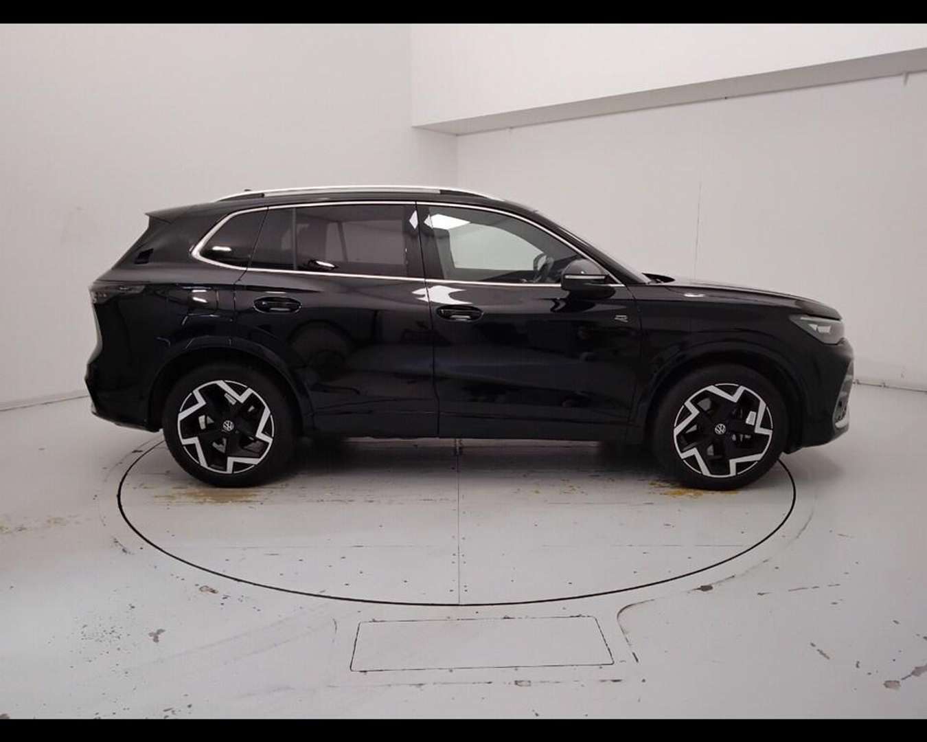 Volkswagen TIGUAN R-Line - 2025 - Joinsteer - #7