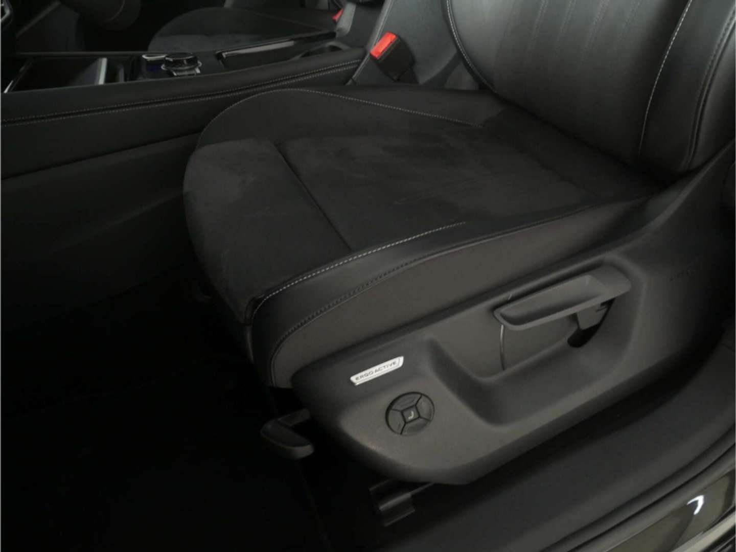 Volkswagen Tayron TDI 4Motion Elegance - 2025 - Joinsteer - #7