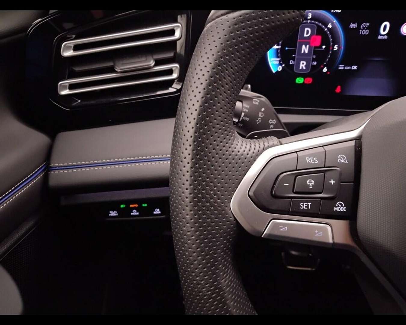 Volkswagen TIGUAN R-Line - 2025 - Joinsteer - #10