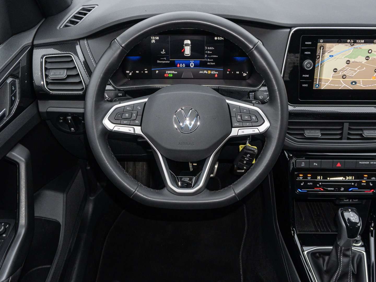 Volkswagen T-CROSS R-Line - 2025 - Joinsteer - #11