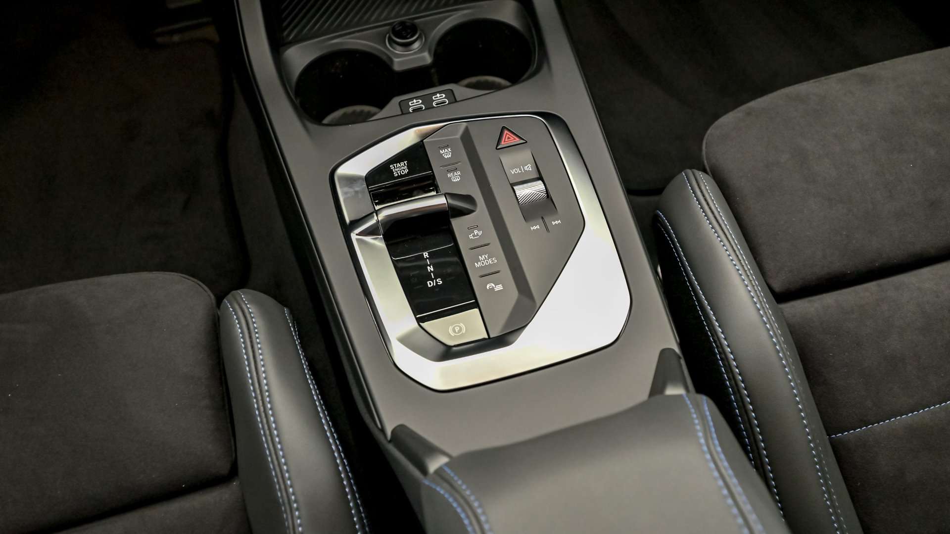 BMW 120i - 2025 - Joinsteer - #15