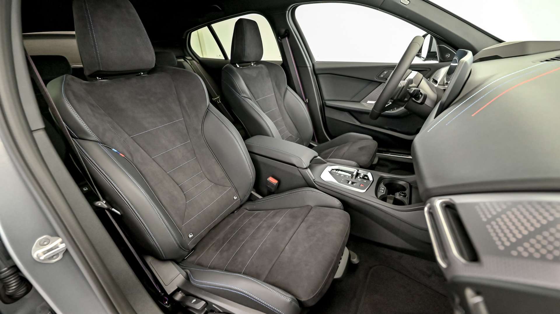 BMW 120i - 2025 - Joinsteer - #20