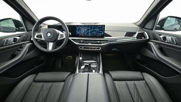 BMW X7 M-Sport XDrive40d — photo 13