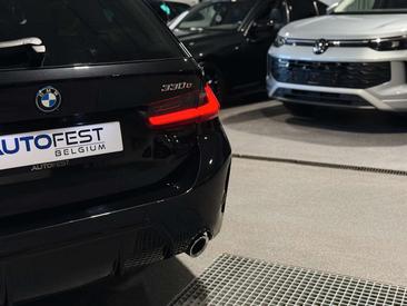 BMW Série 3 Touring M Sport 330e — photo 20