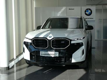 BMW XM 50e — photo 2