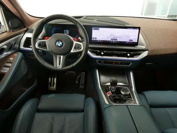 BMW XM 50e — photo 17